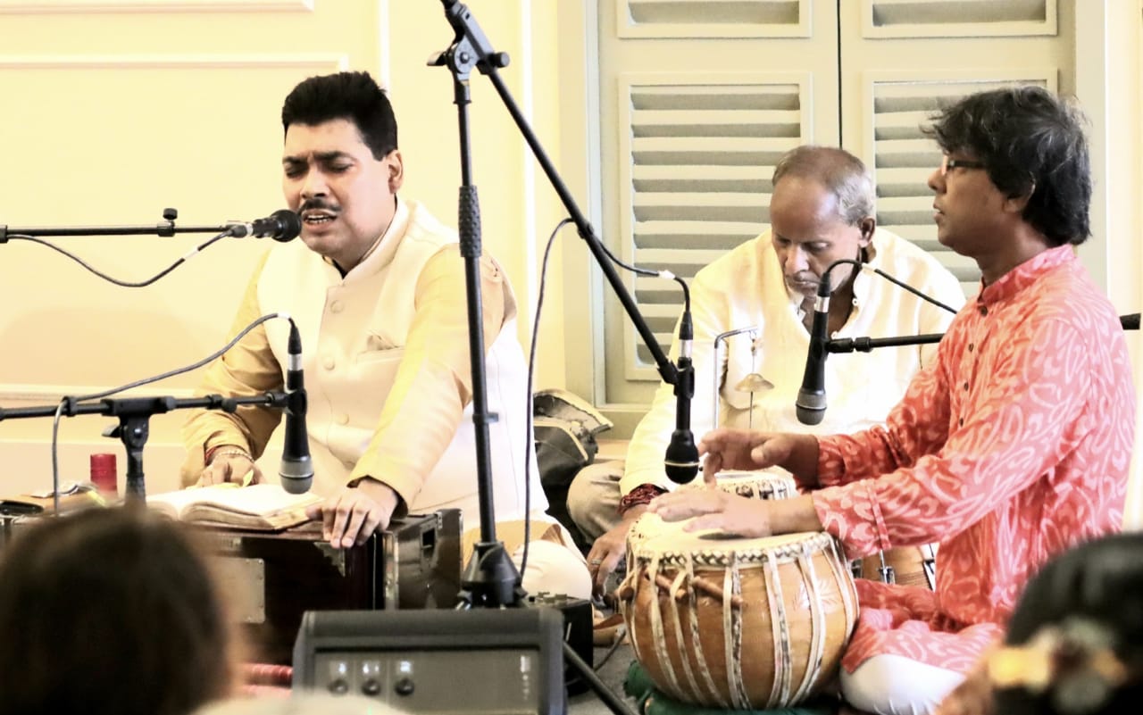 উদ্বোধন কার্য্যালয়ে সারদানন্দ প্রেক্ষাগৃহে আয়োজিত হলো স্বামী আত্মস্থানন্দ স্মারক বক্তৃতা।